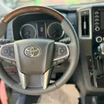 TOYOTA GRANVIA 2.8L DIESEL VIP PREMIUM 6 SEATER 2023 MODEL - Thumbnail 11