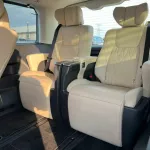 TOYOTA GRANVIA 2.8L DIESEL VIP PREMIUM 6 SEATER 2023 MODEL - Thumbnail 14
