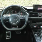 AUDI RS7 DFSI V8 - GCC 2015 - Thumbnail 16