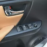 2023 MODEL TOYOTA FORTUNER GX2 2.7L PETROL 7 SEAT 4WD AT - Thumbnail 10