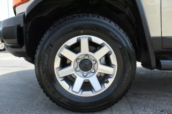 Toyota FJ Cruiser 2023 4wd 4.0L Petrol