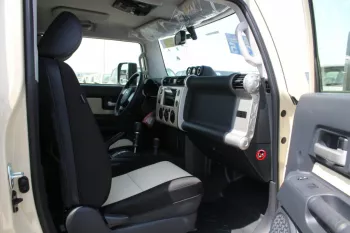 Toyota FJ Cruiser 2023 4wd 4.0L Petrol