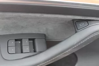 2022 TESLA MODEL Y FULL ELECTRIC BLACK EDITION