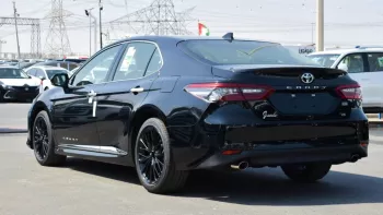 Toyota Camry Grande V6 3.5L FWD 2023