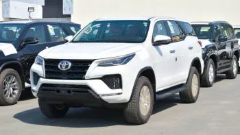 Toyota Fortuner 2WD 2.7L 2022 Petrol
