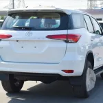 Toyota Fortuner 2WD 2.7L 2022 Petrol - Thumbnail 7