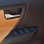 Toyota Fortuner 2WD 2.7L 2022 Petrol - Thumbnail 8