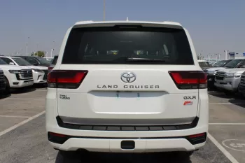 Toyota Land Cruiser 3.5L SUV 4WD 5Doors Petrol 2022