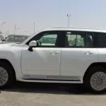Toyota Land Cruiser 3.5L SUV 4WD 5Doors Petrol 2022 - Thumbnail 8