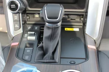 Toyota Land Cruiser 3.5L SUV 4WD 5Doors Petrol 2022