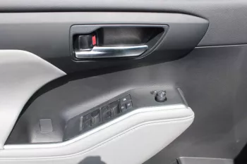 Toyota Highlander 2022 AWD 2.5L Hybrid SUV