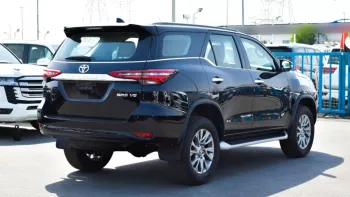 Toyota Fortuner 2.7L 4WD Petrol 2022