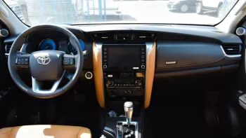 Toyota Fortuner 2.7L 4WD Petrol 2022