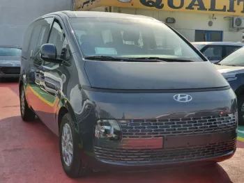 Hyundai Staria Van 3.5P, 11 Seats, Model 2023 Mid Option