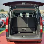 Hyundai Staria Van 3.5P, 11 Seats, Model 2023 Mid Option - Thumbnail 6
