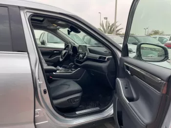 TOYOTA HIGHLANDER PLATINUM 2.4L TURBO CANDIAN SPEC 2023 MODEL