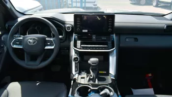 Toyota Land Cruiser GX-R 2022 3.5L Twin Turbo