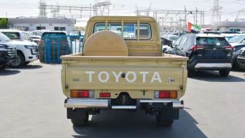 Toyota Land Cruiser Single Cub LX V6 4WD 2022
