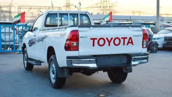 Toyota Hilux SR5 Single Cab 2.7L M/T 2022