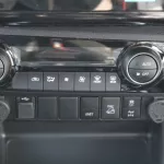 RHD - TOYOTA HILUX REVO 126 2.8L DIESEL 4WD DC HIGH MANUAL NEW FACE LIFT - Thumbnail 5