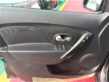 RENAULT STEPWAY SANDERO - 1.6L PETROL, MODEL 2023